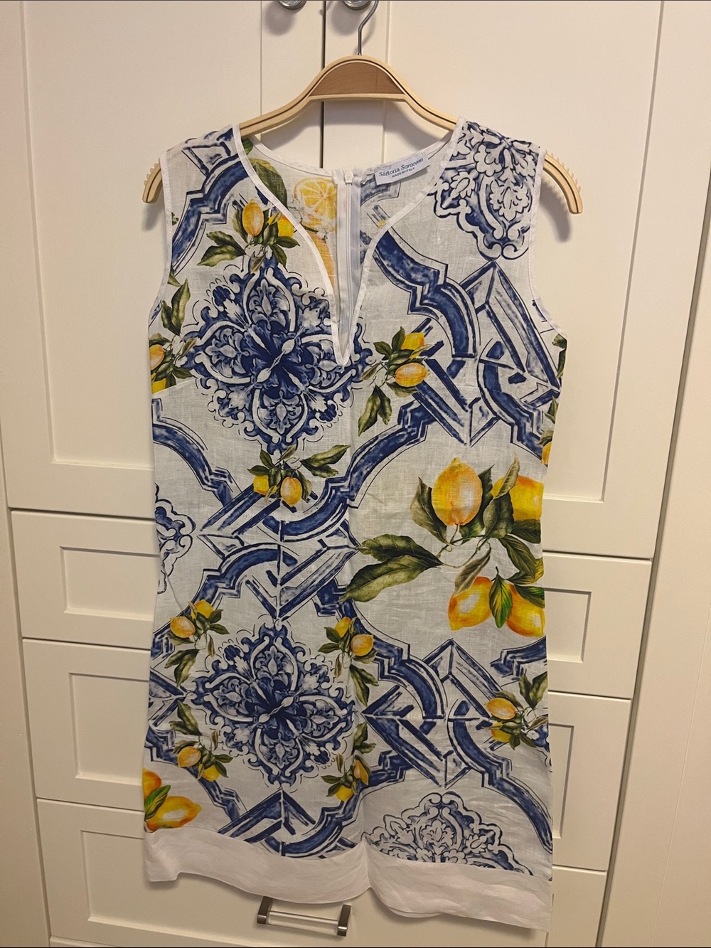 Sleeveless Lemon & Tile Print Midi Dress in White, Blue and Yellow - Picture 4 of 10